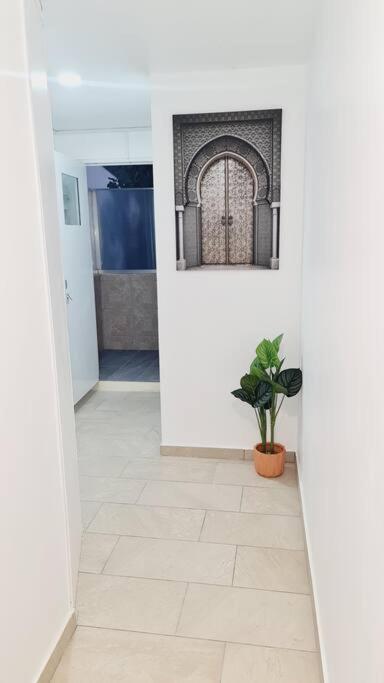 Appartement Tres Lumineux Et Calme. スヴラン エクステリア 写真